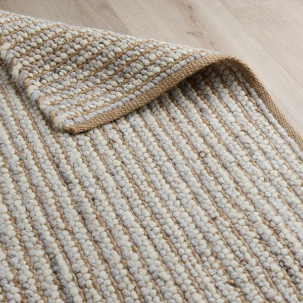 Machine Made Woven Rugs - Image 2