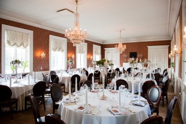 Orrionstars Hotel Table Cloths - Luxurious and Durable Table Coverings - Image 4
